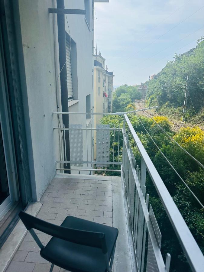 Entire 3 Bed Rooms Apartment,Centrum Genoa Exterior photo